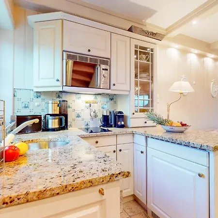 Uep Soel 아파트 *